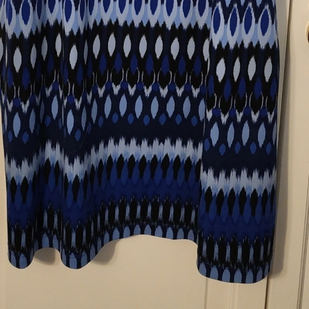 Apt. 9 Amazing Super cute flattering unique slleveless blue shift‎ dress. XL